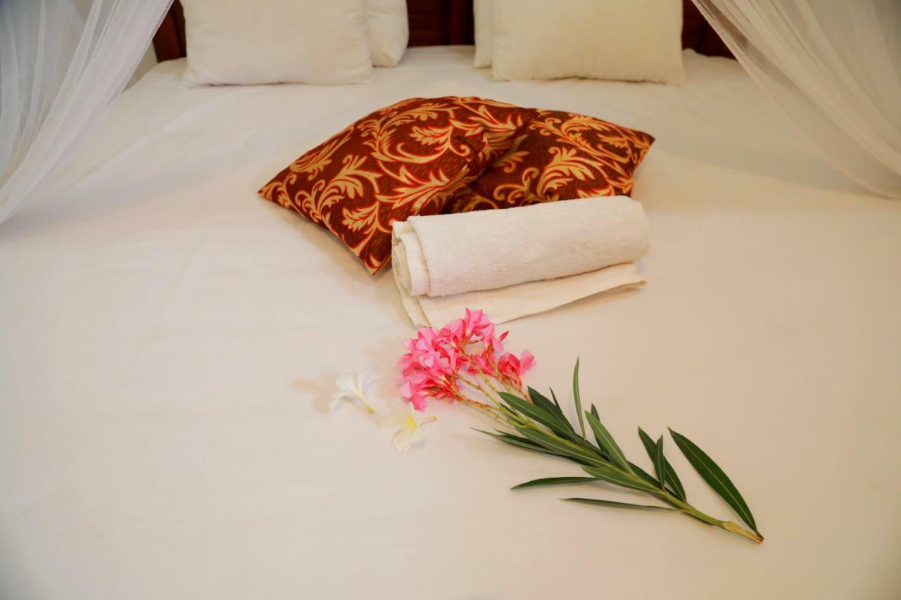 Hotel Nisala Guest Galle Esterno foto